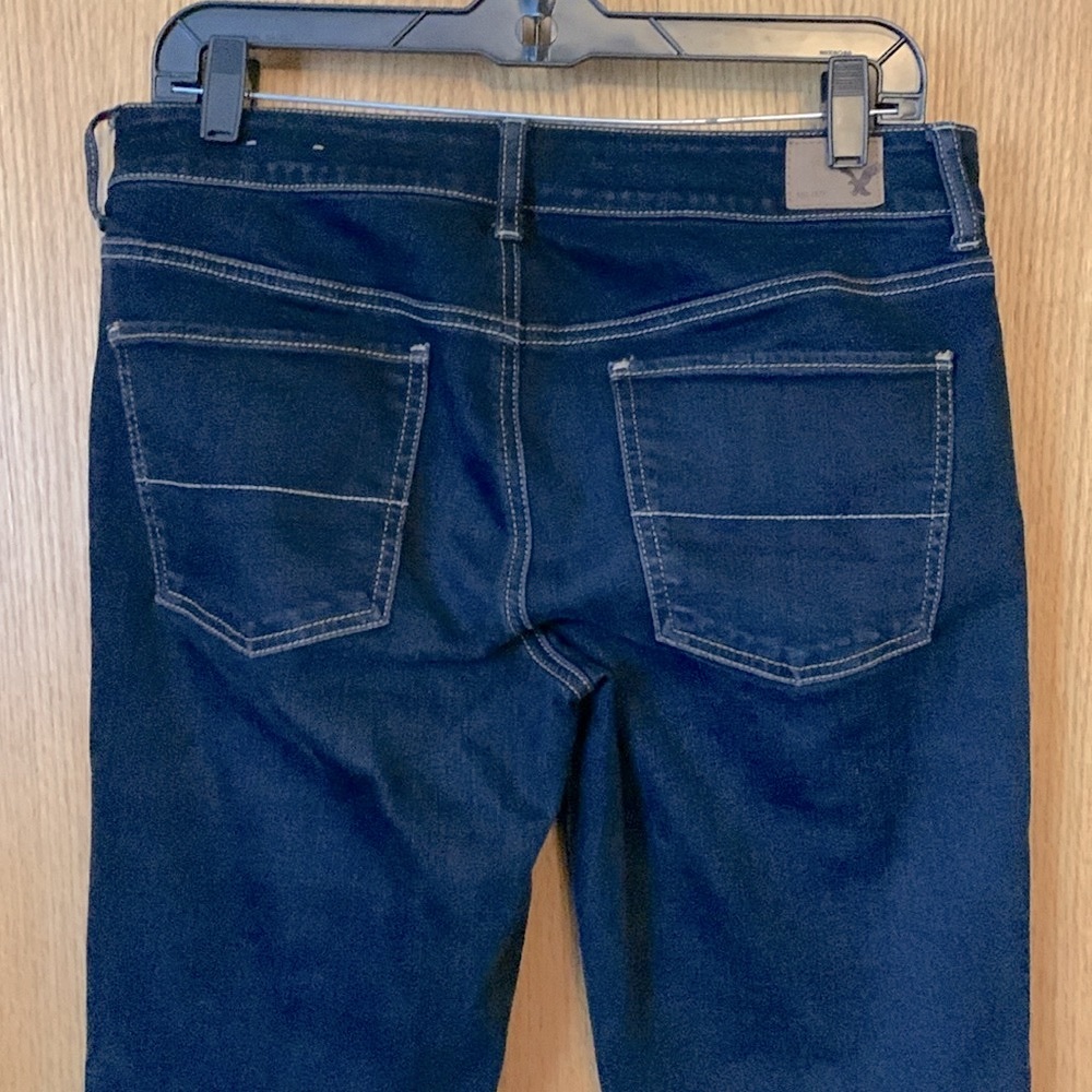 American Eagle outfitters SIZE 8 dark wash stretch blue jeans straight leg EUC